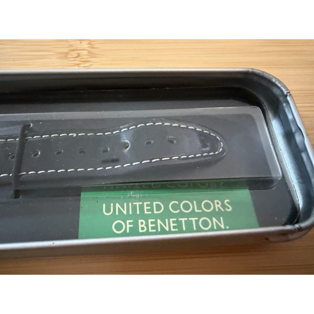 NIB Vintage 80s United Colors of Benetton Camel Cigarettes World Watch in Case - Picture 4 of 16